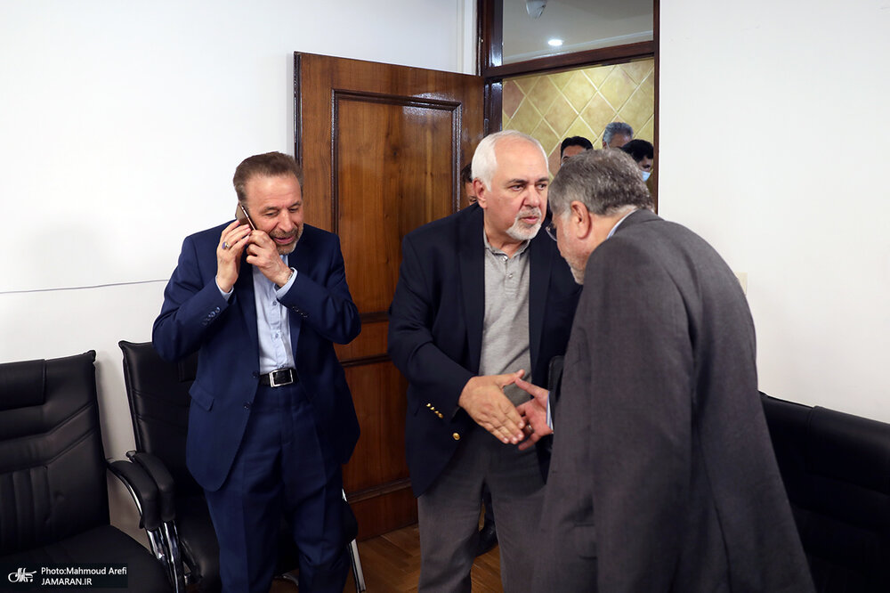 دیدار نوروزی روحانی با اهالی سیاست و فرهنگ 