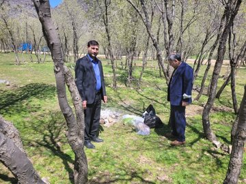 بازدید مدیر کل حفاظت محیط زیست لرستان از وضعیت پسماندهای گردشگران پس از روز انس با طبیعت