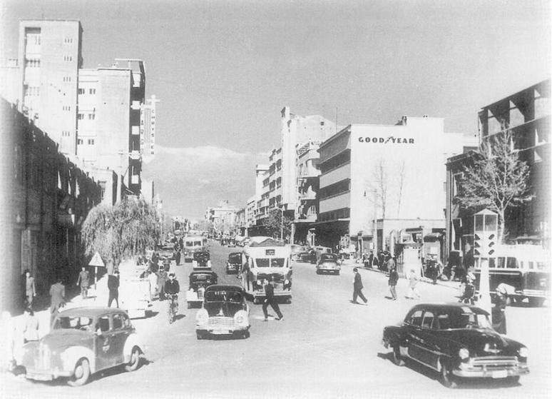 عکس| چه‌طور خیابان «لختی‌ها» در تهران به «سعدی» تغییر نام داد/ تصویر این خیابان در سال ۱۳۳۰