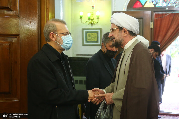 تصاویر | حسن روحانی، لاریجانی و چهرههای مطرح اصولگرا در مراسم ختم همسر شهید مطهری 15