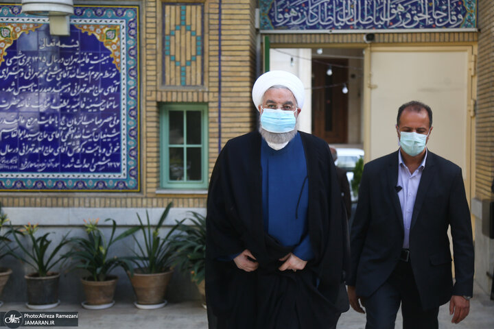 تصاویر | حسن روحانی، لاریجانی و چهرههای مطرح اصولگرا در مراسم ختم همسر شهید مطهری 27