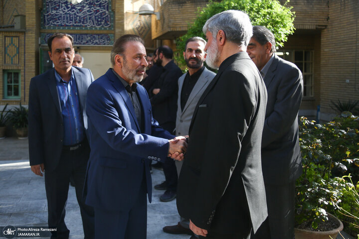 تصاویر | حسن روحانی، لاریجانی و چهرههای مطرح اصولگرا در مراسم ختم همسر شهید مطهری 36