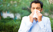۱۰ منبع خانگی که باعث ایجاد علائم آلرژی در خانواده شما می‌شوند