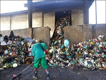 ۱۰۰ درصد زباله‌گاه‌های روستایی شهرستان فیروزه فاقد مجوز زیست‌محیطی هستند