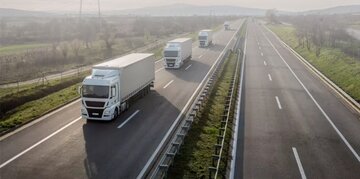 تجارة إيران الخارجية تنمو بنسبة 14% تجارة إيران الخارجية تنمو بنسبة 14%