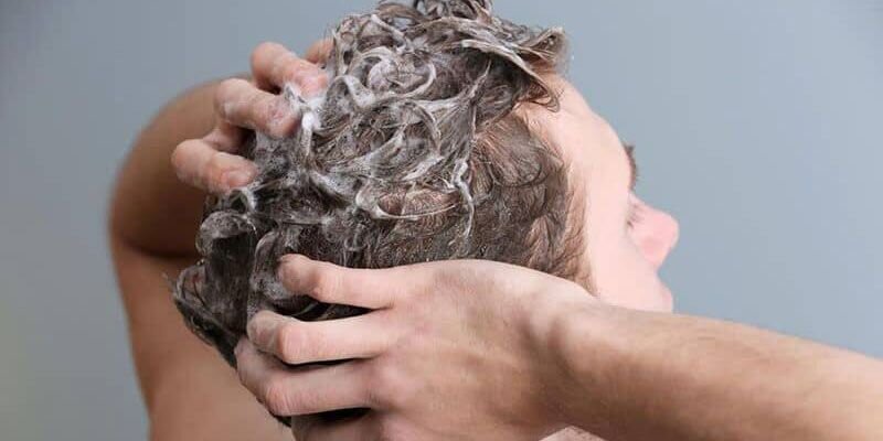 - این اشتباهات رایج در شستن موهای خود را جدی بگیرید