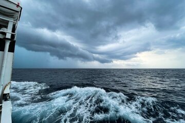 خلیج فارس مواج می‌شود/ احتمال رگبار پراکنده باران و تندباد لحظه‌ای در برخی مناطق هرمزگان