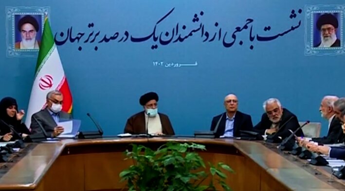 طعنه سنگین آذری جهرمی به نشست رئیسی با «جمعی از دانشمندان یک درصد برتر جهان»