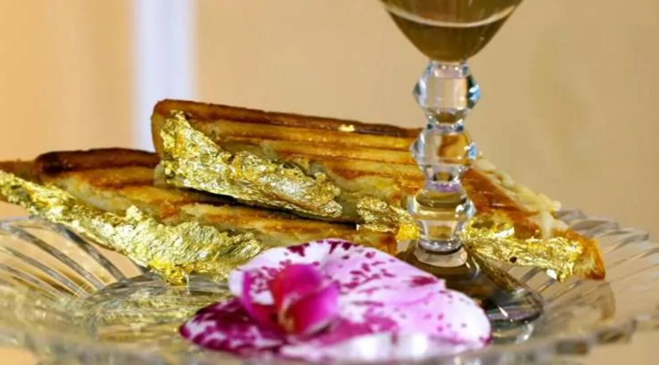 گرانقیمتترین ساندویچ جهان با طعم طلا!