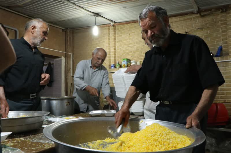 مراسم احیای شب های ماه مبارک رمضان در سمنان