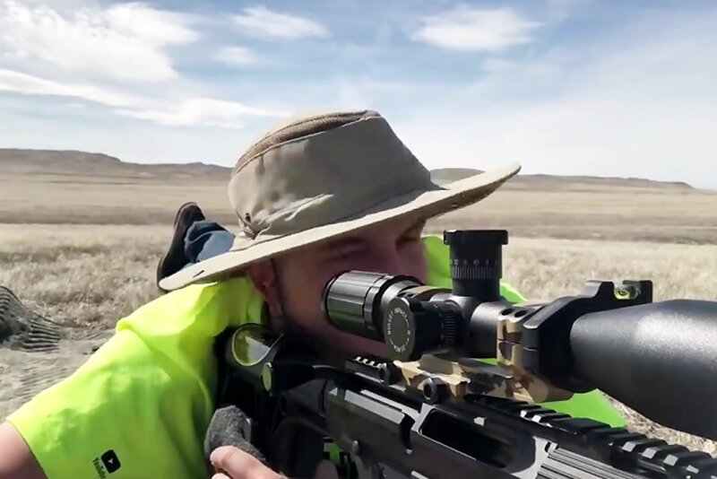 ببینید | شلیک دقیق به هدف از فاصله 2.7 کیلومتری توسط تک تیرانداز