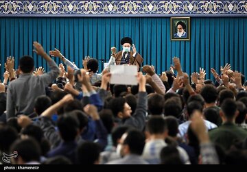 دیدار دانشجویان با رهبر معظم انقلاب