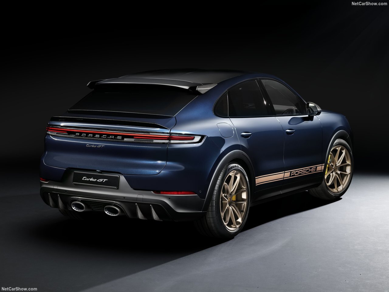 پوست اندازی پرچمدار شاسیبلندهای پورشه که با خیابانهای ایران آشناست/ عکس