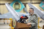 فرمانده کل ارتش: امروز پرچم جمهوری اسلامی ایران  در «حیاط خلوت استکبار جهانی» به اهتزاز در آمده