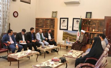 نماینده ولی‌فقیه چهارمحال و بختیاری همیشه پیگیر تحقق مسائل شهری است
