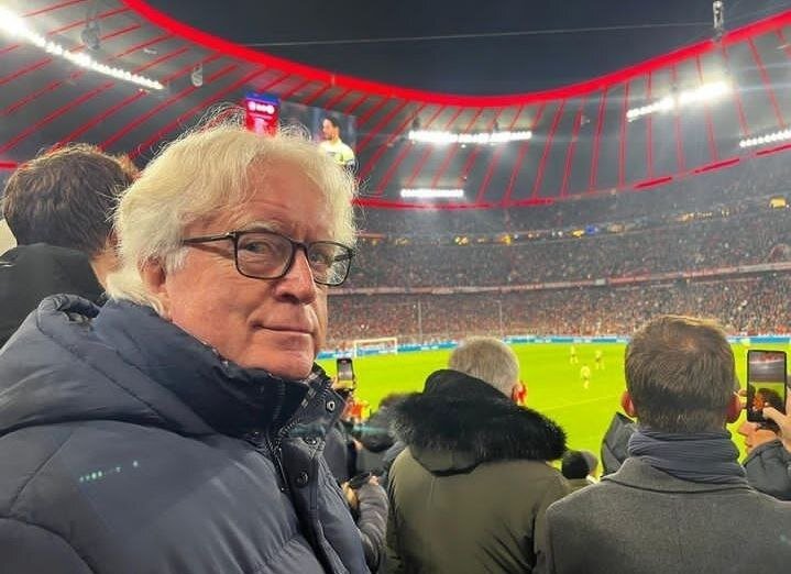 عکس | سرمربی اسبق استقلال تماشاگر دیدار بایرن و سیتی 2