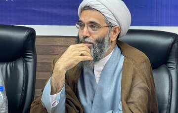 واکنش امام جمعه قشم به انتقادهای فراگیر از او بابت «دستور لحظه‌ای» پلمب مغازه‌ها