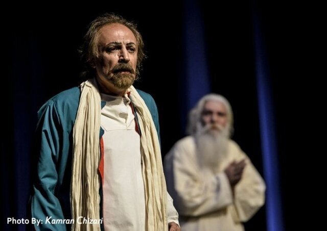 تا مچ پا خیس شدهایم ولی ادعا داریم دریا رفتهایم!