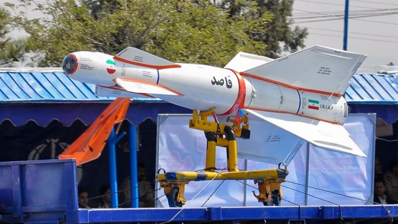 قدرتنمایی بمبافکن قاصد در رژه ارتش/ عکس