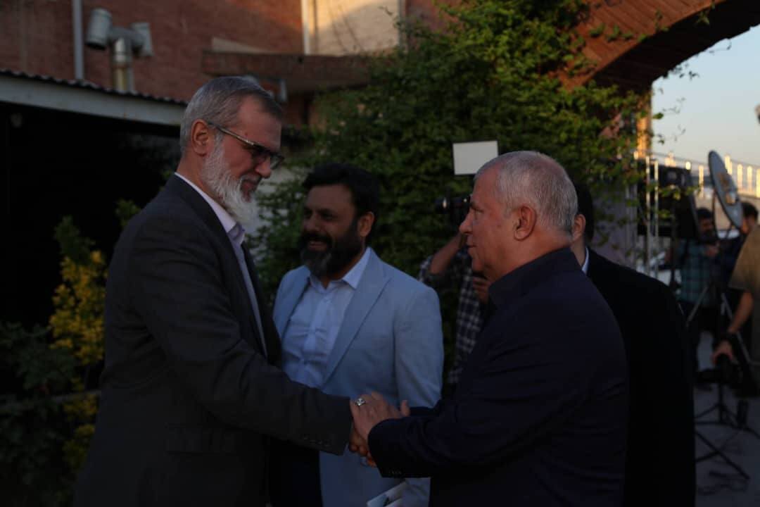 سلطان و «مجدبا»یش که باشند چشمت دیگری را نمی بیند