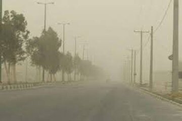 وزش باد شدید و خیزش گرد و خاک در تهران/ افزایش دما تا دوشنبه
