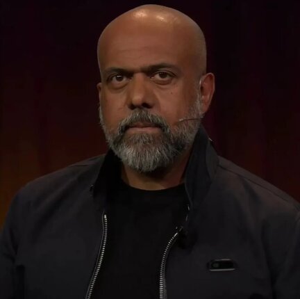 با کف دستتان تماس بگیرید | عکس