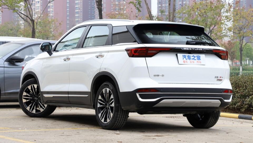 ورود یک خودروی چینی دیگر با بهمنموتور به بازار ایران / عکس