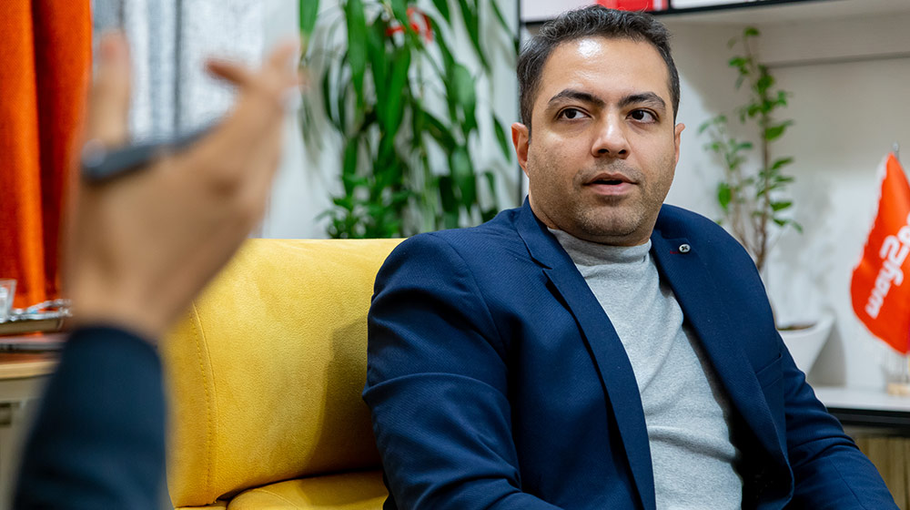 هر ارگانی که زورش بچربد، دادههای کاربران ایرانی پیامرسانهای داخلی را به دست میآورد!