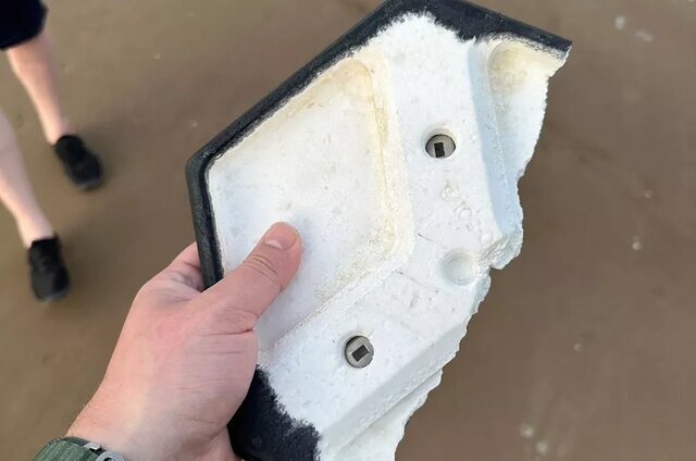 زبالههای ارزشمند باقیمانده از قویترین موشک جهان/ عکس