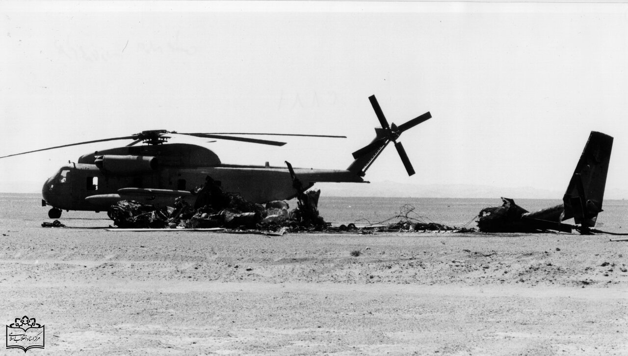 عکسهای کمتر دیدهشده از شکستن «پنجه عقاب» آمریکایی در طبس