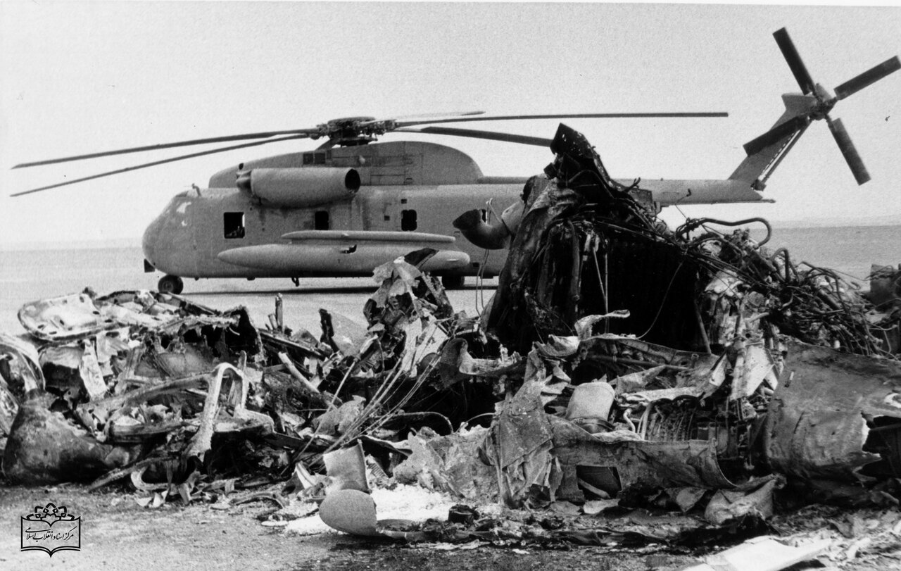 عکسهای کمتر دیدهشده از شکستن «پنجه عقاب» آمریکایی در طبس