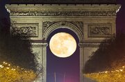 شکار ماه کامل توسط ناسا/ عکس