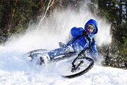 ببینید | تصاویر هیجان انگیز از پایین آمدن از یک قله برفی با دوچرخه!