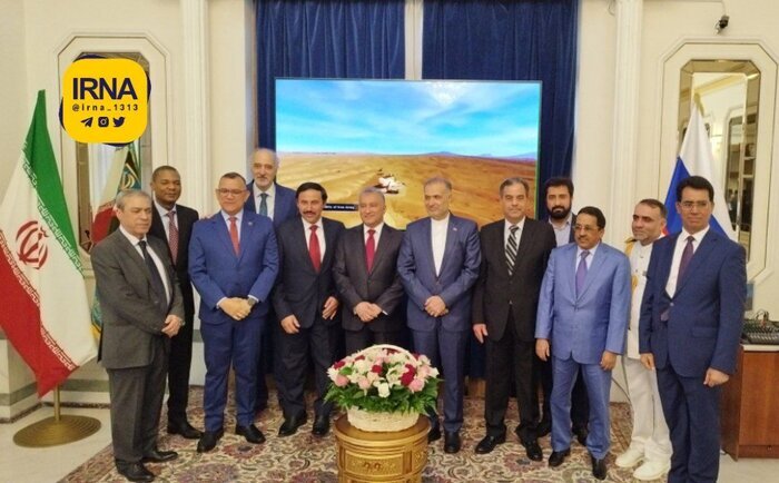 حضور سفیر عربستان در آیین روز ارتش جمهوریاسلامی ایران در مسکو/عکس