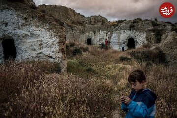 عکس | تصاویری از زندگی غارنشین‌ها در اسپانیا؛ «در غار دنیا آمدم و در غار می‌میرم»