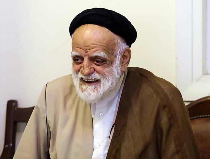 آیة الله موسوی تهرانی از میان ما رخت بربست