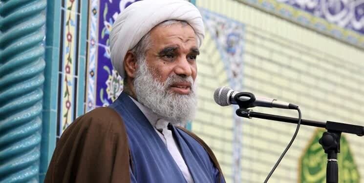 امام جمعه تبریز: این غلط ها به آمریکا نیامده درباره غنی سازی ایران نظر بدهد/ امام جمعه ساری: حیوانات خانگی به جای فرزند آوری هجمه‌ فرهنگی دشمن است