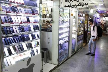 تقاضا برای خرید تلفن همراه کاهش یافت