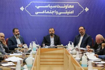 مشکلات حوزه کارگری به هیچ وجه سیاسی نیست