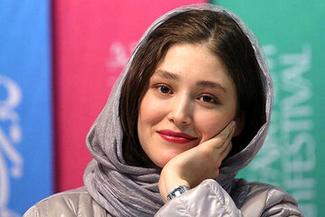 عکس | شلوار عجیب فرشته حسینی جنجالی شد