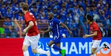 عکس | فینال لیگ قهرمانان آسیا؛ تساوی الهلال با اوراوا رد در حضور تاج عکس | فینال لیگ قهرمانان آسیا؛ تساوی الهلال با اوراوا رد در حضور تاج