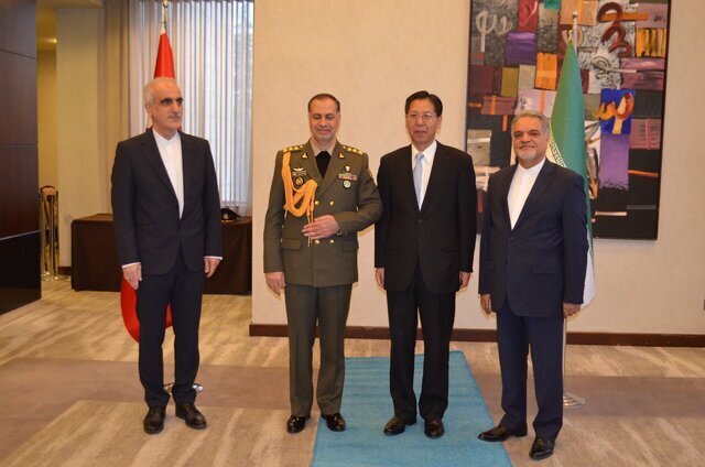 حضور سفرای چین و عربستان در مراسم روز ارتش ایران در آنکارا/عکس