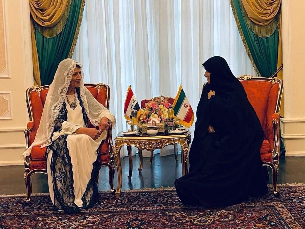 دیدار همسران رؤسای جمهور ایران و عراق + عکس‌ها