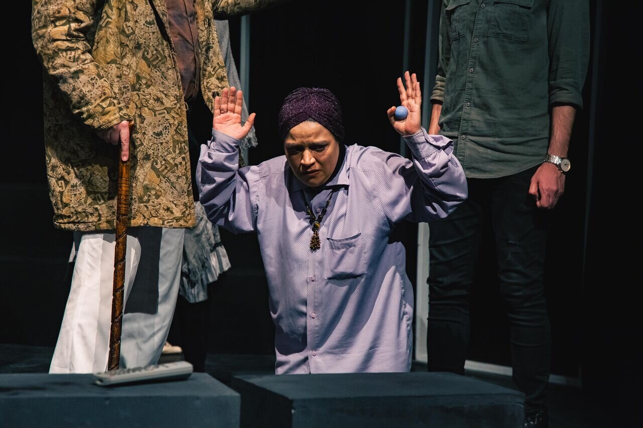 رونق تماشاخانهها با بیش از 40 اجرا / پیشتازی «مکبث زار» در گیشه تئاتر 5