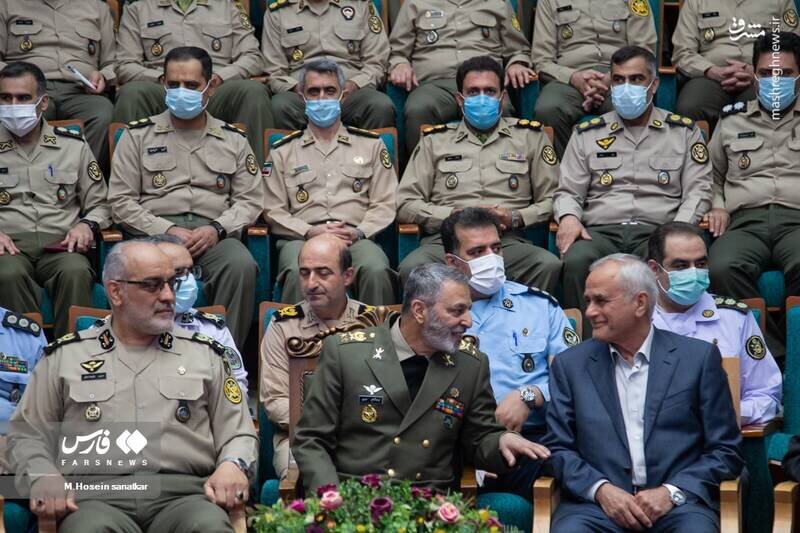 گرامیداشت ویژه «مقام معلم» به سبک نظامیان + عکسها