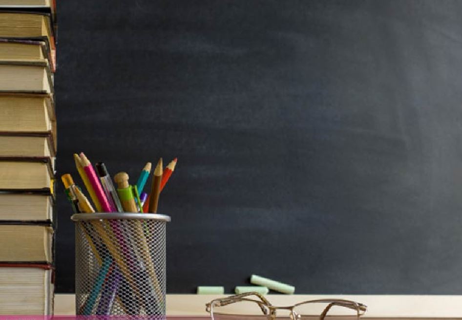 شما از خاطرات مدرسه نوشتید| از نون خامهای تا دسته گل عروس در مدرسه؛ جوراب سفید ممنوع/ «مدرسه صحنه ترمیناتور نبود!»...