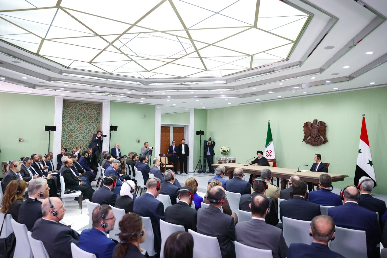 رئیسی: آمریکاییها «هرچه سریعتر» از سوریه خارج شوند