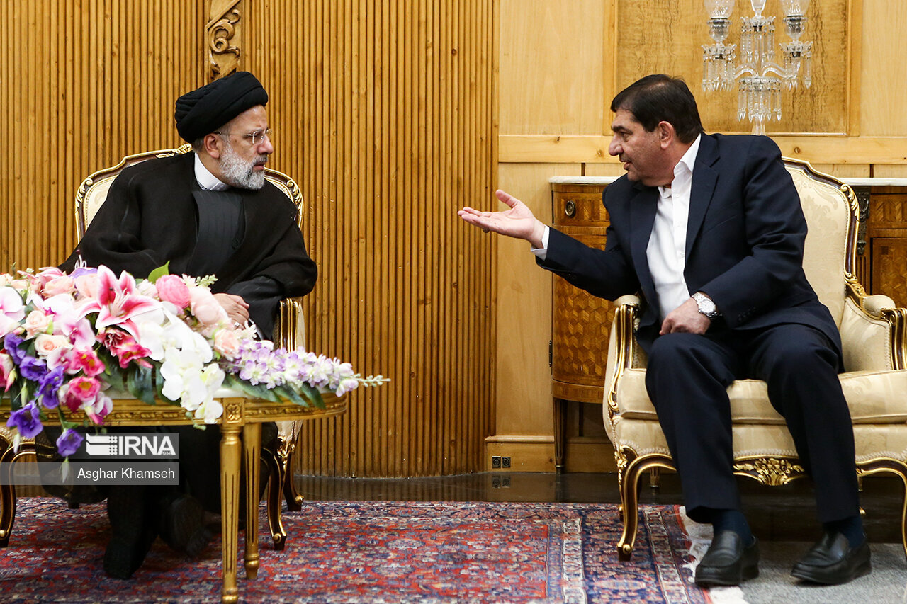 تصاویرِ پربازتاب از واپسین «مذاکره» مخبر و رئیسی در «بدرقه» سفر به سوریه