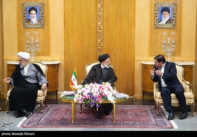 تصاویرِ پربازتاب از واپسین «مذاکره» مخبر و رئیسی در «بدرقه» سفر به سوریه