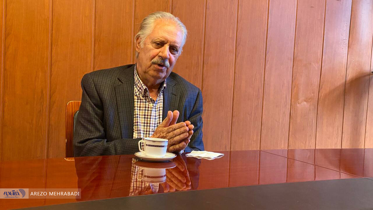 بیگدلی: هریس جمهوریخواهان را برآشفته کرده است/ خنده او پیامهای سیاسی دارد